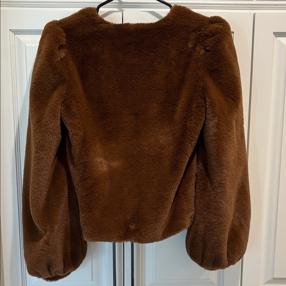 Faux Fur jacket - Picture 5 of 9